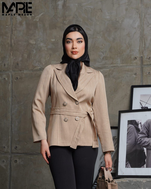 خرید و مشاهده قیمت کت یقه انگلیسی چهار دکمه زنانه