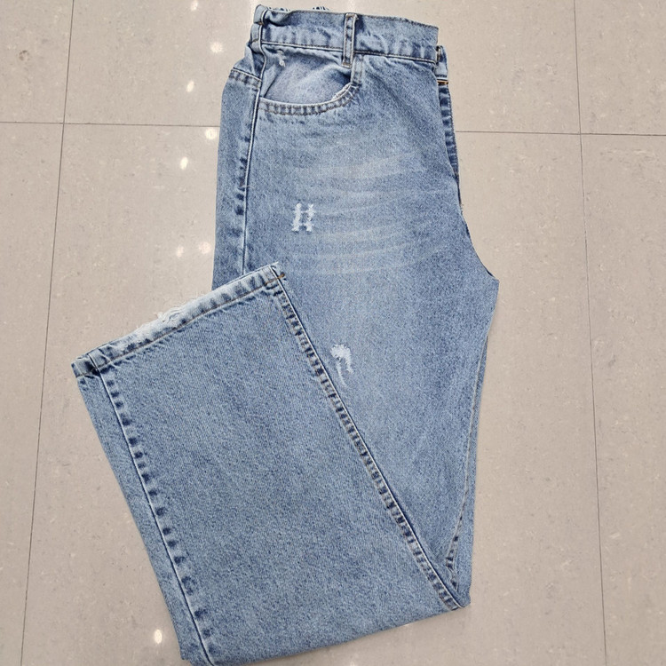 شلوار نیم بگ آبی بالا و بغل سایه دار پارچه ترک ...