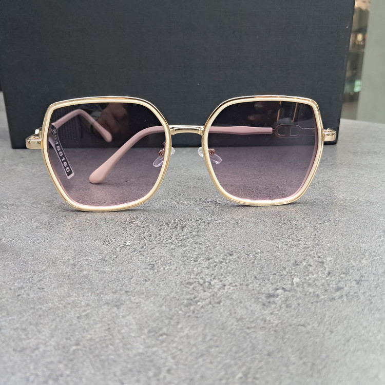 عینک افتابی زنانه