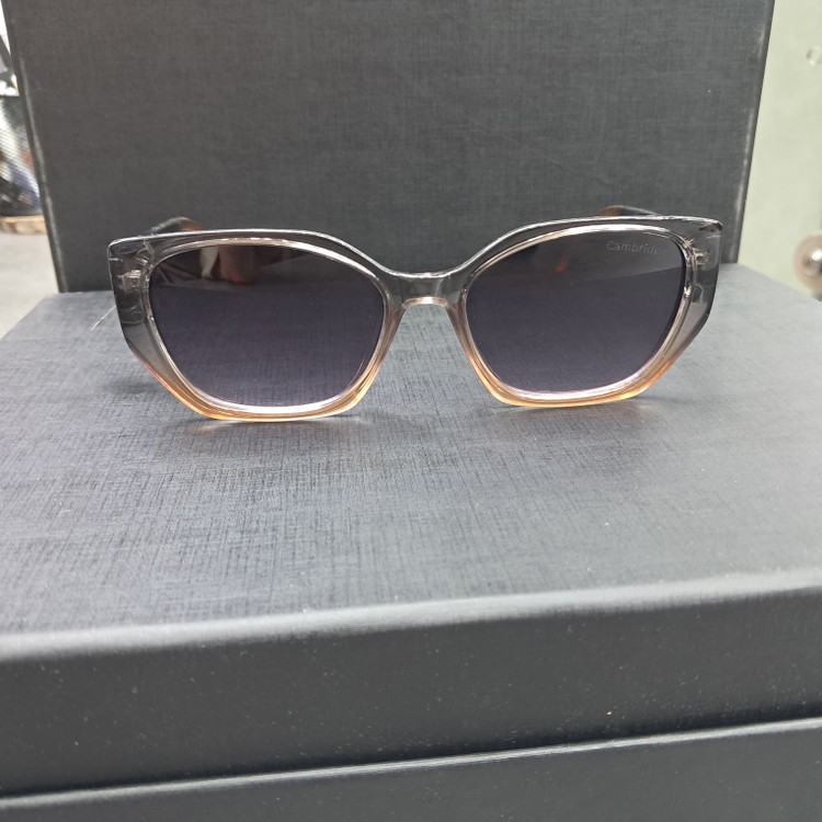 خرید و قیمت عینک آفتابی