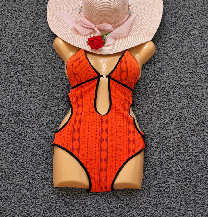 خرید و قیمت مایو زنانه پشت باز