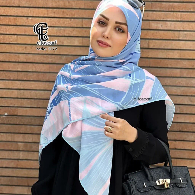 روسری نخی کاستوم سیتو قواره بزرگ طرح آوان 140 سانتیمتر دور دوخت لیز نیست
