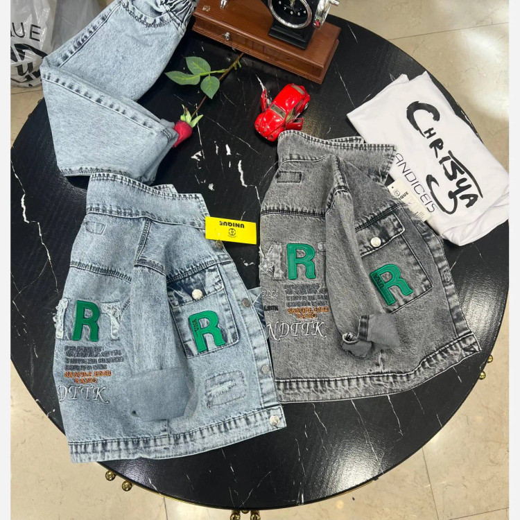 ست دو تیکه کت و شلوار جین بچگانه شیک و باکیفیت