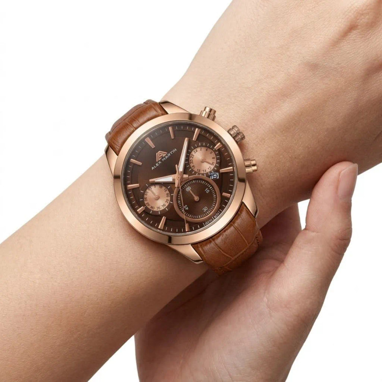 ساعت زنانه الکس مارتین قهوه ای طرح سه موتور بند چرمی رزگلد تقویم شب نما موتور ژاپن
