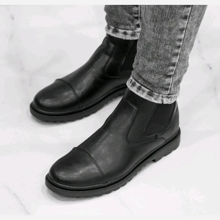 نیم بوت مردانه رویه چرم بارثاوا مشکی ضد سایش درجه یک