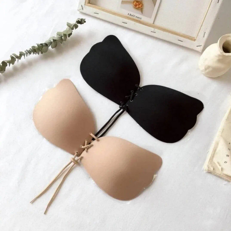 سوتین چسبی پروانهای زنانه رنگ کرمی سایز 65 تا 95 مناسب لباس مجلسی